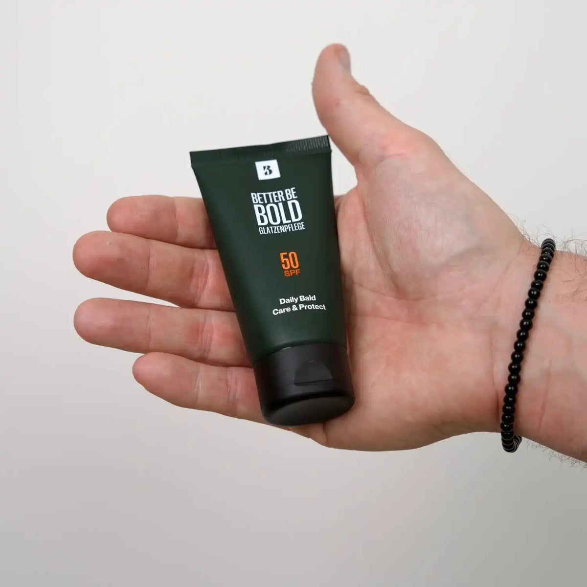 Textuur van Better Be Bold Daily Bald Care & Protect SPF 50